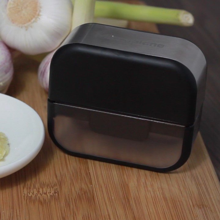 Microplane® Garlic Cutter 3year product guarantee